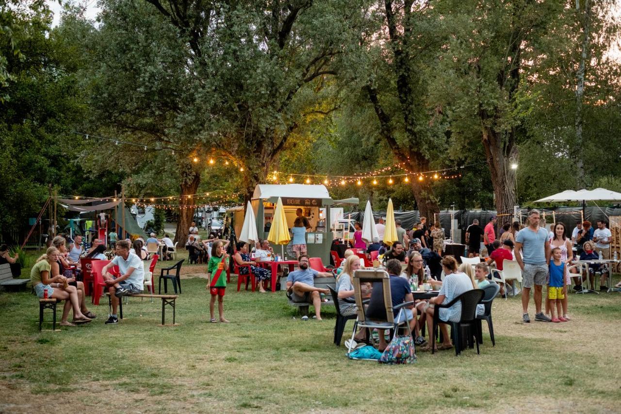 Camping Eden Glamping Dormelletto Kültér fotó